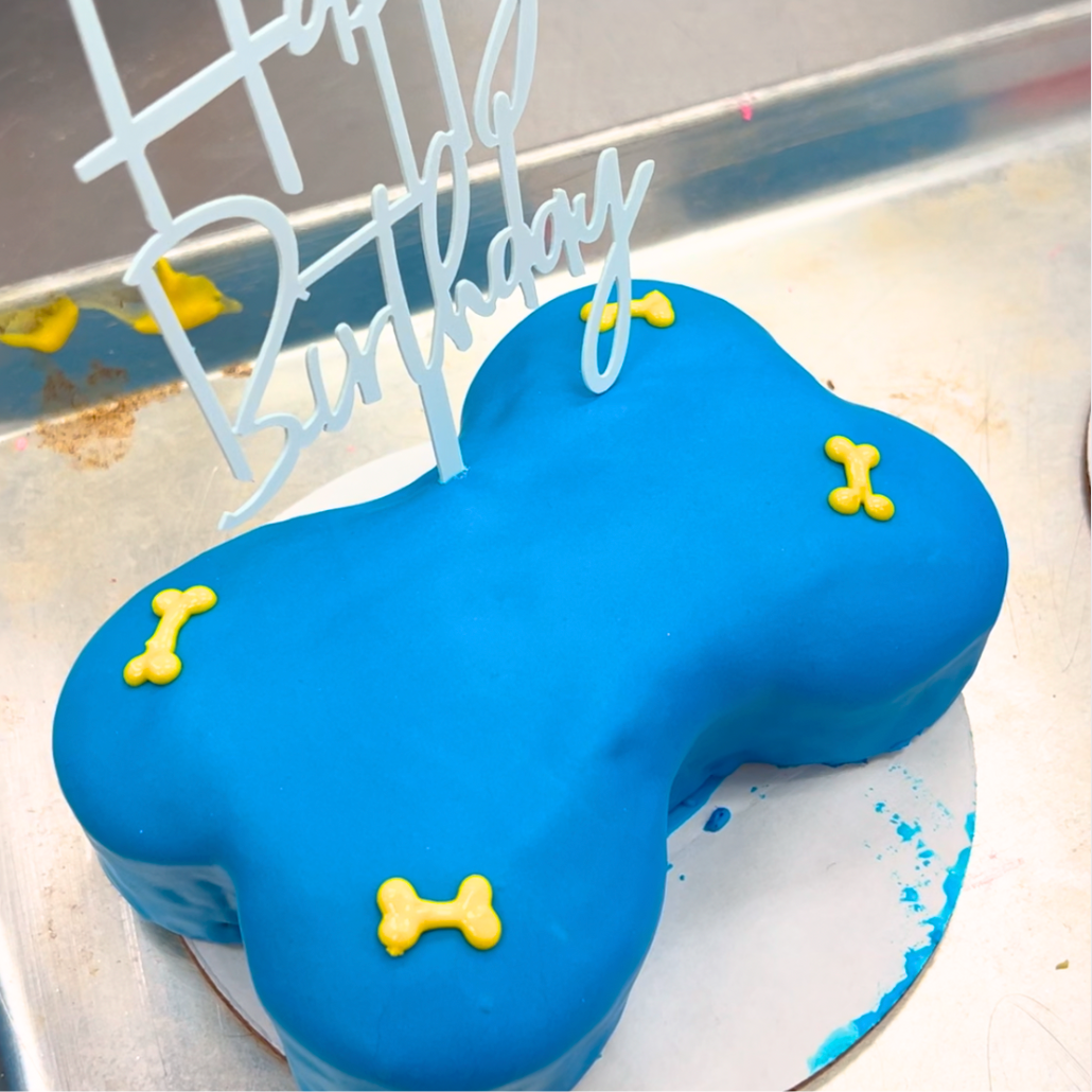 Bone Shape Birthday Cake (Dog)